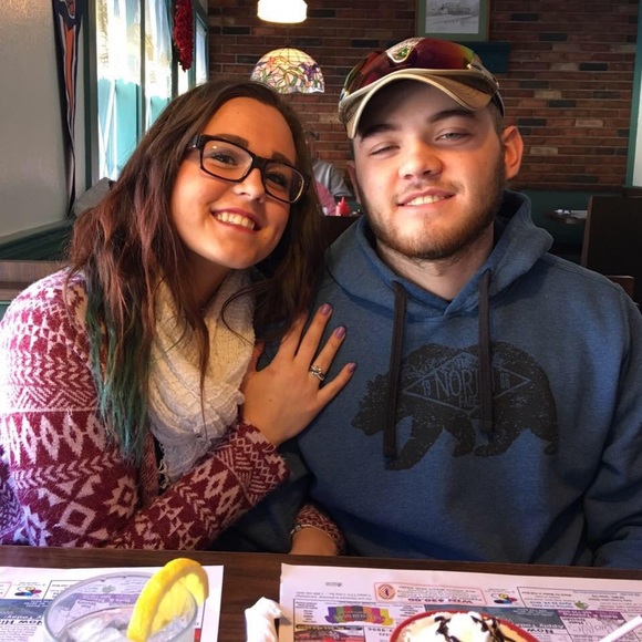 Meet your Posher, Sarah - Picture 5 of 5